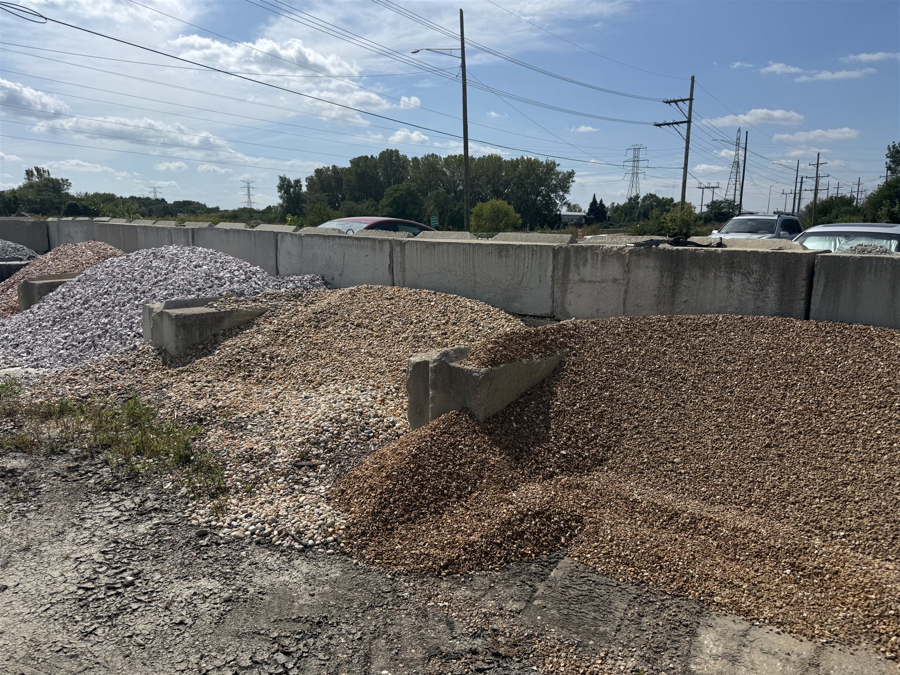 Decorative stone and bulk landscape materials at Green T Landscaping Supply
